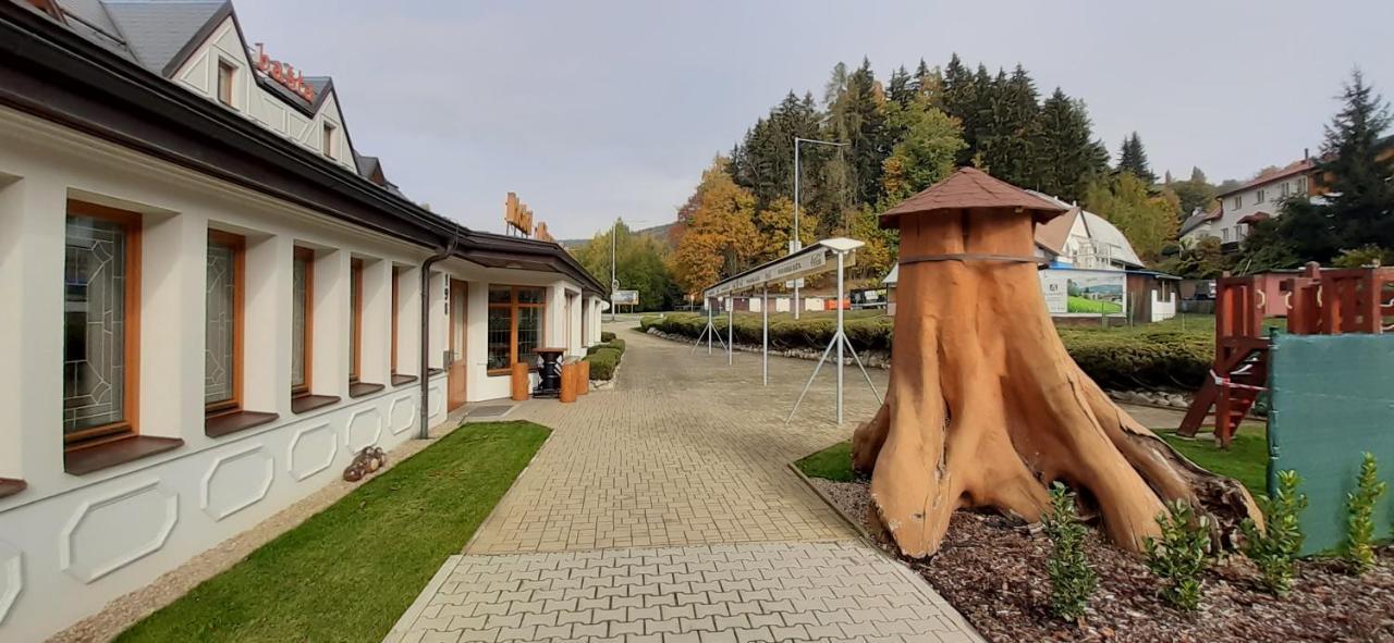 Hotel Pivovarská bašta Vrchlabí Exterior foto